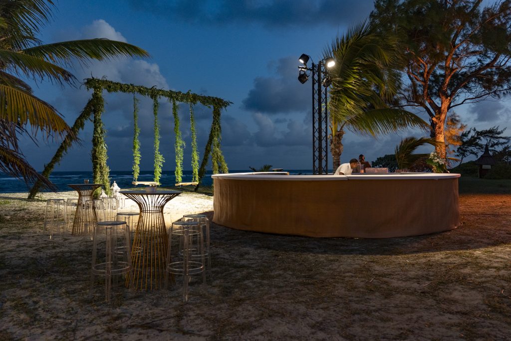 Gala Night Mauritius with clear marquee, chandeliers, Gatsby bar, tipi cocktail zone and elegant event styling