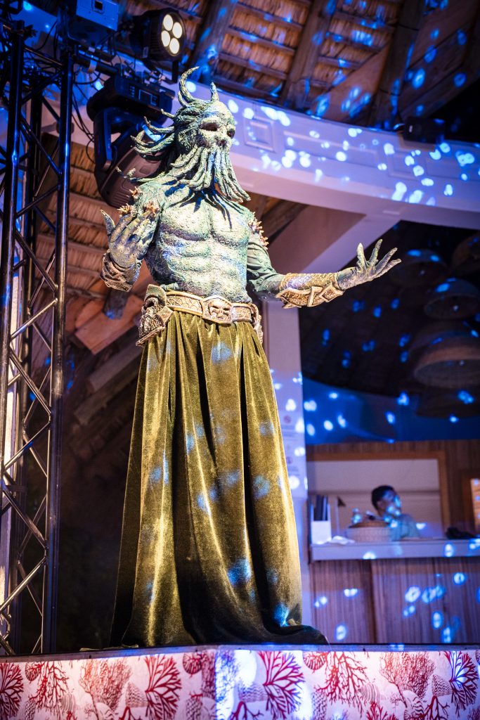Custom sea-themed living statues with immersive costumes and theatrical entertainment at a luxury corporate event in Mauritius